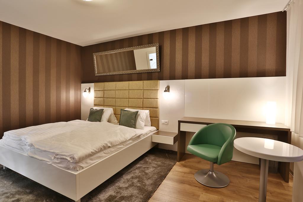 Vip * Pressburg